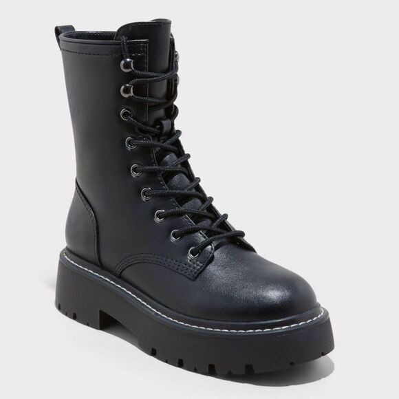 Wild Fable - Women's Logan Lug Combat Boots with Memory Foam In Black - Picture 1 of 2